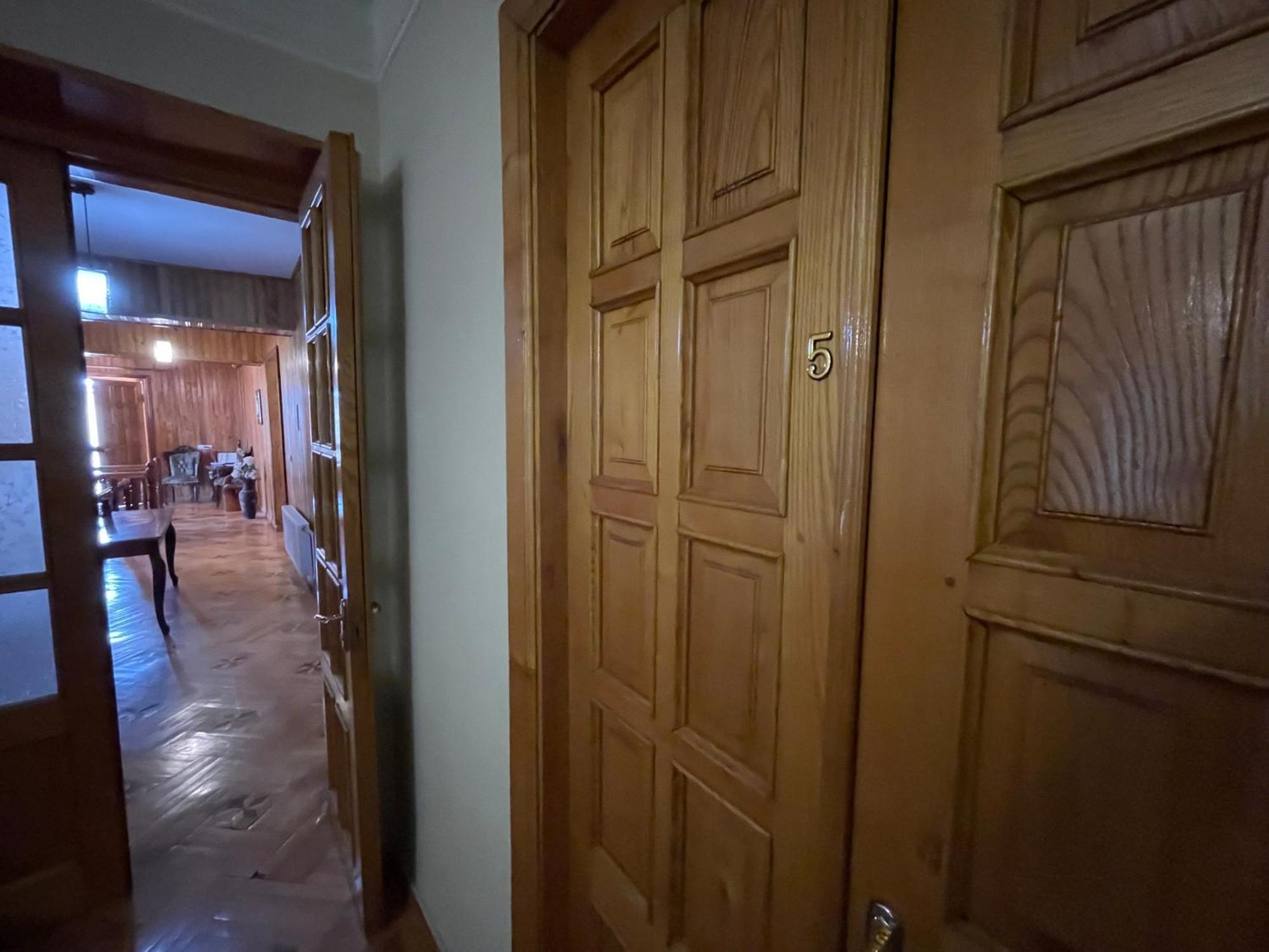 Guesthouse Georgia Sagarejo ภายนอก รูปภาพ