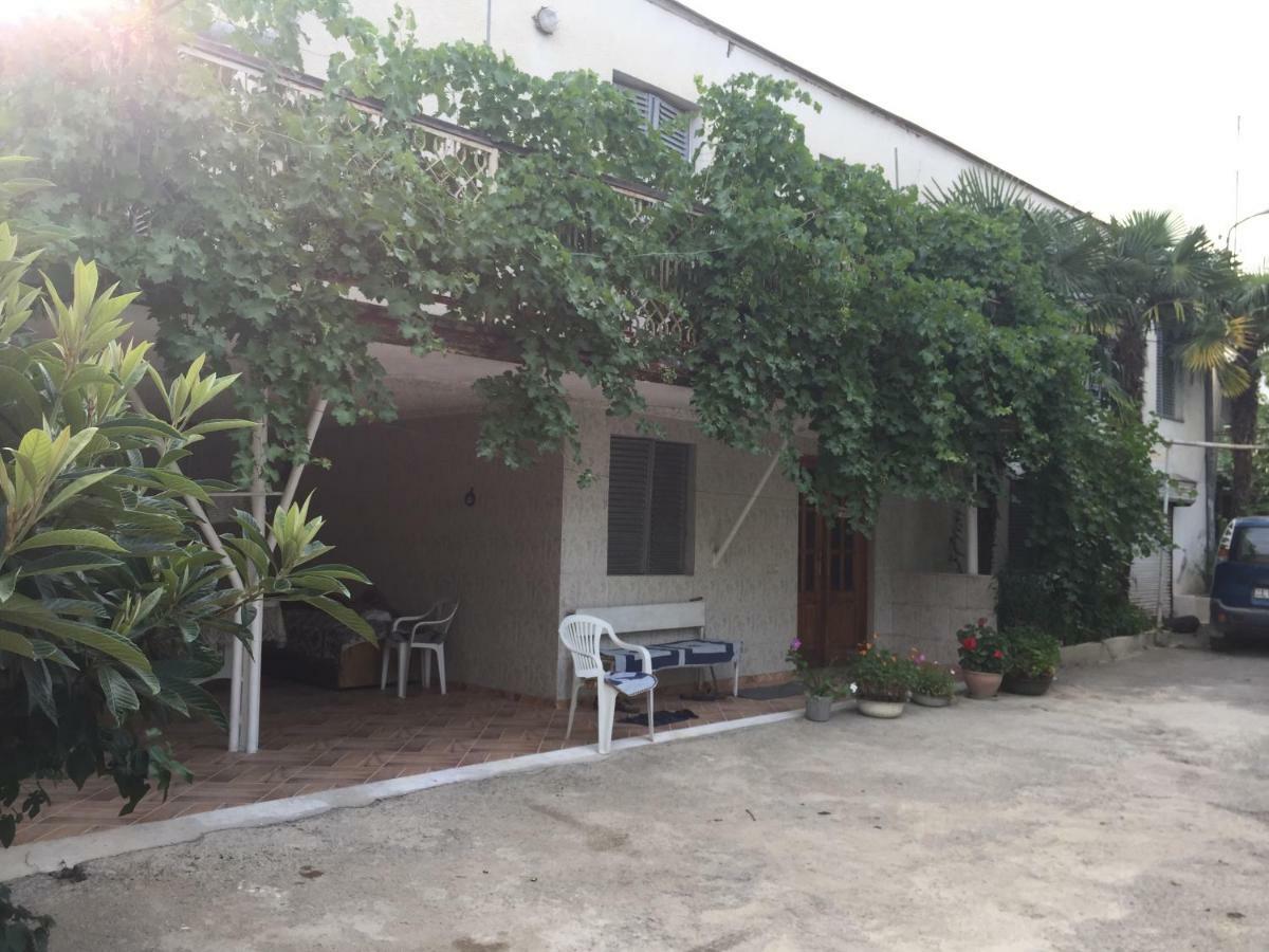 Guesthouse Georgia Sagarejo ภายนอก รูปภาพ